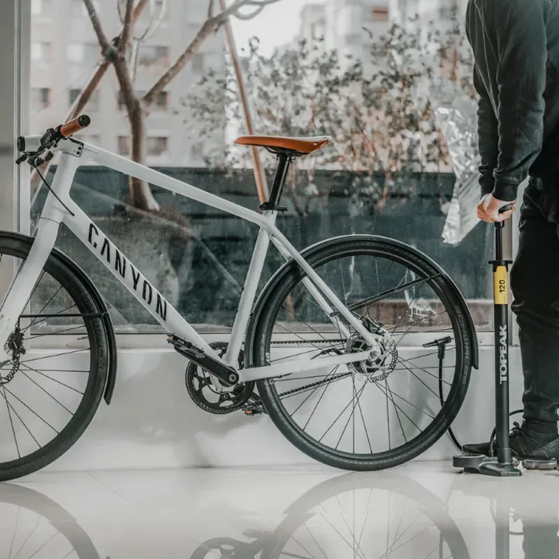 JoeBlow Sport EX Track Pump Yellow-4