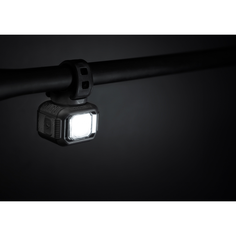 Moon Sport Titan Mini 700 Lumen in Black-3