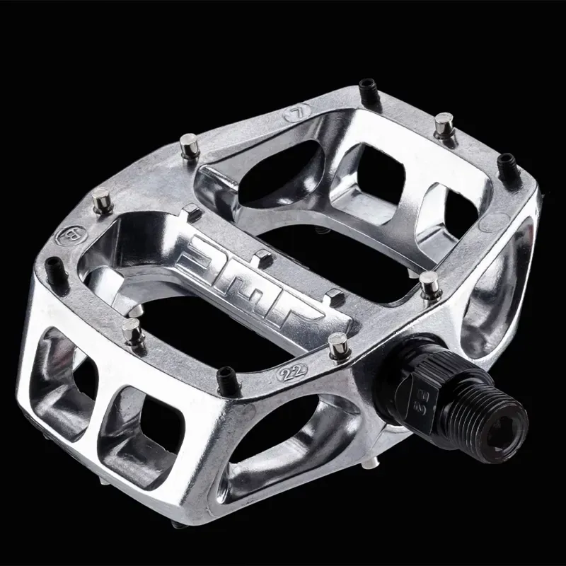 DMR - V8 Classic DU Pedals in Silver-4