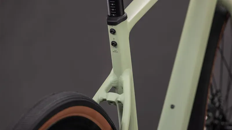 Cube Nuroad Pro 2026 Gravel Bike in Pea Green/Grey-3