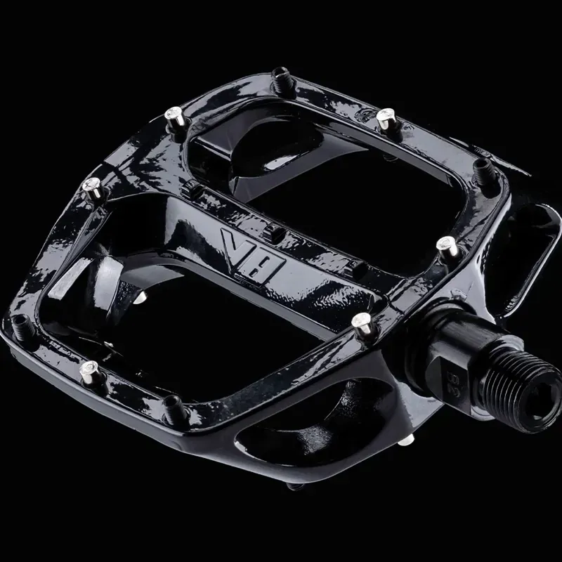 DMR - V8 Classic DU Pedals in Black-4