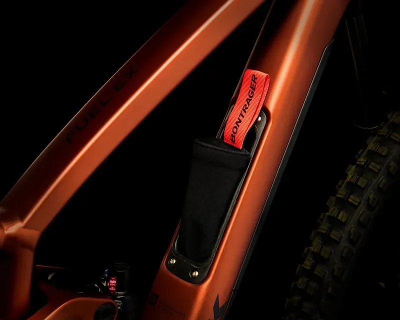 Trek Fuel EX 8 XT Mountain Bike in Pennyflake-1