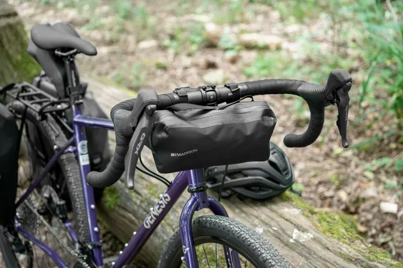Madison Roam Waterproof 3L Handlebar Bag in black-6