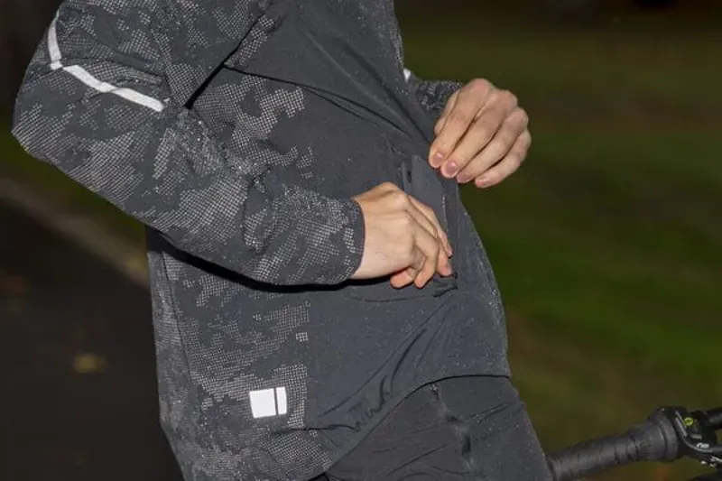 Madison Roam Men's Stellar Tech 2-Layer Waterproof Jacket stellar tech black-3