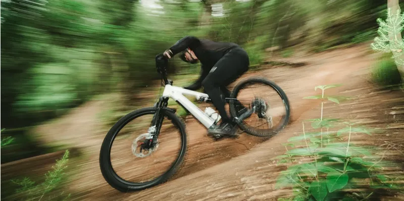Megamo Ryal E-Bikes | Ryal 03, 05, 08, 10 & 2027 | Hoops Velo