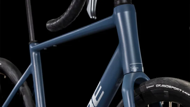 2025 Cube Attain Pro Road Race Bike in Night Flight/Grey-2