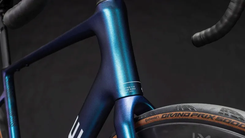 2026 Cube Attain C:62 SLT Road Bike In Shift Mint/White-2