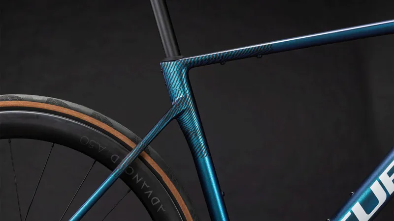 2026 Cube Attain C:62 SLT Road Bike In Shift Mint/White-5