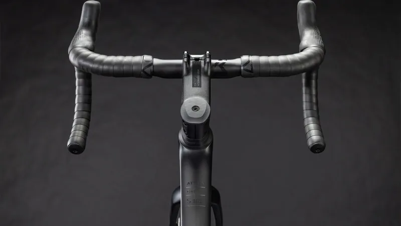 2026 Cube Attain C:62 SLT Carbon Road Bike In Carbon/Coal Chrome-6