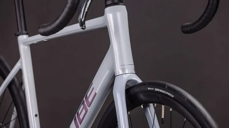 2026 Cube Attain Race Road Bike In Fog Grey/Shift-2
