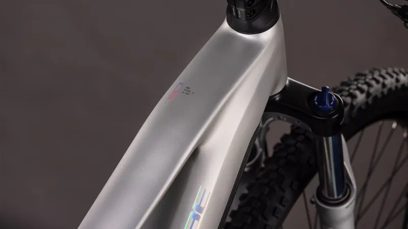 2026 Cube Reaction Hybrid One 600 E-MTB in Sleek Grey/Prism-10