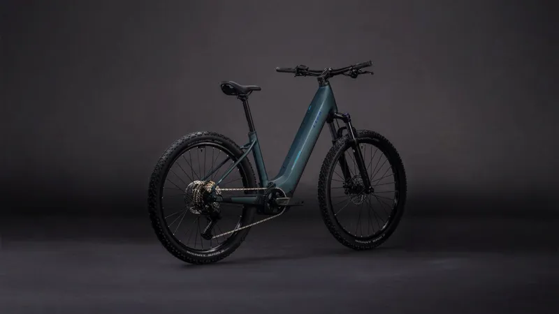 2026 Cube Reaction Hybrid One 800 E-MTB in Royal Green/Prism-5