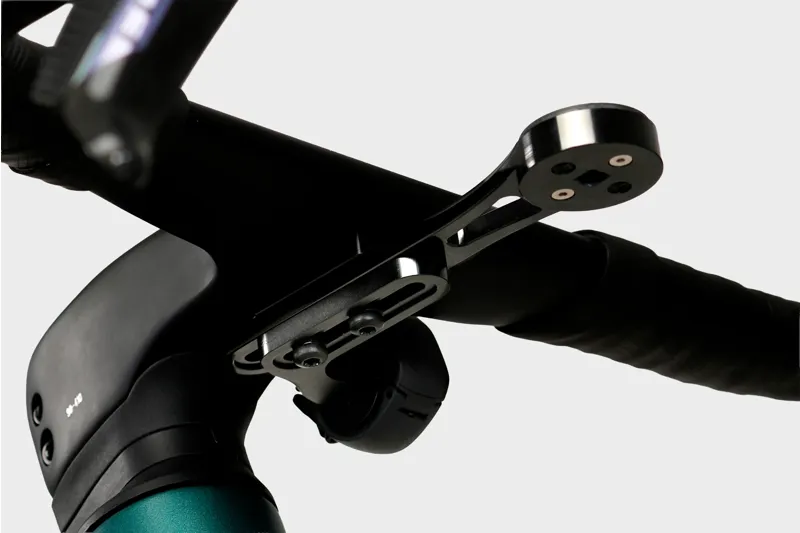 2027 Megamo Along 01 E-Gravel Bike in Pop Green-5