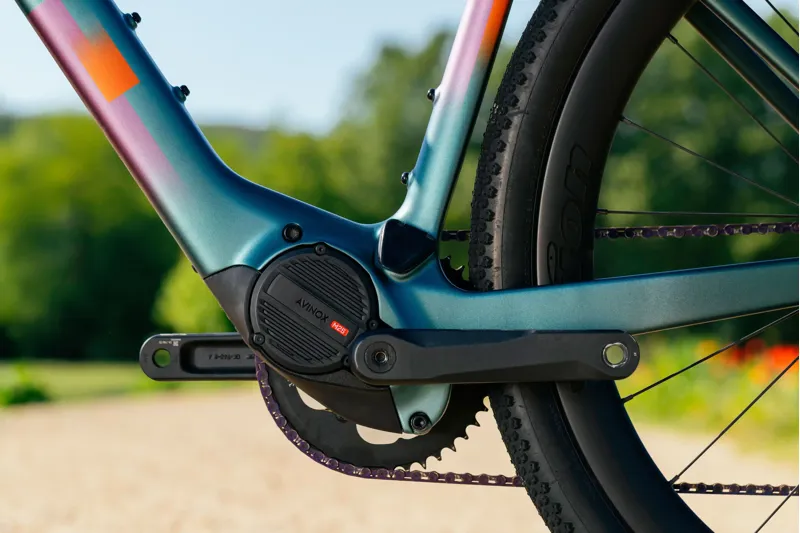 2027 Megamo Along 01 E-Gravel Bike in Pop Green-7