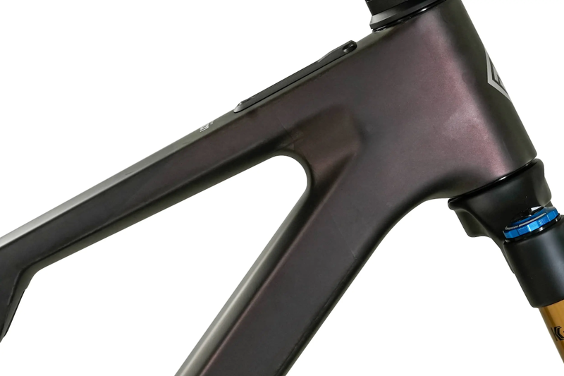 2027 Megamo Reason AIR CRB 07 E-MTB in Garnet UD-1