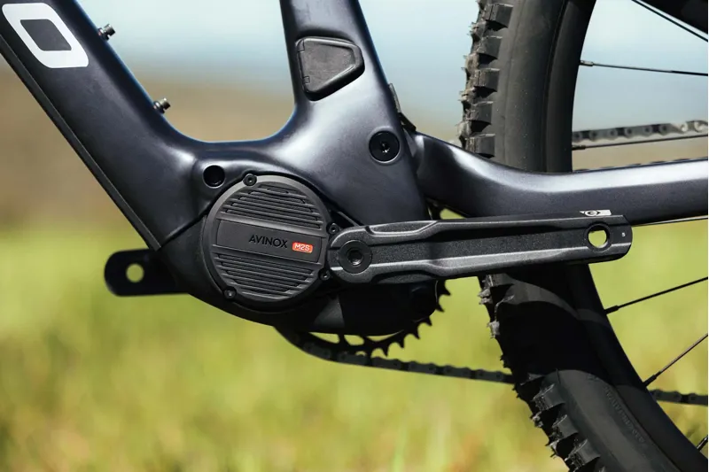 2027 Megamo Reason AL 07 E-MTB in Black-6