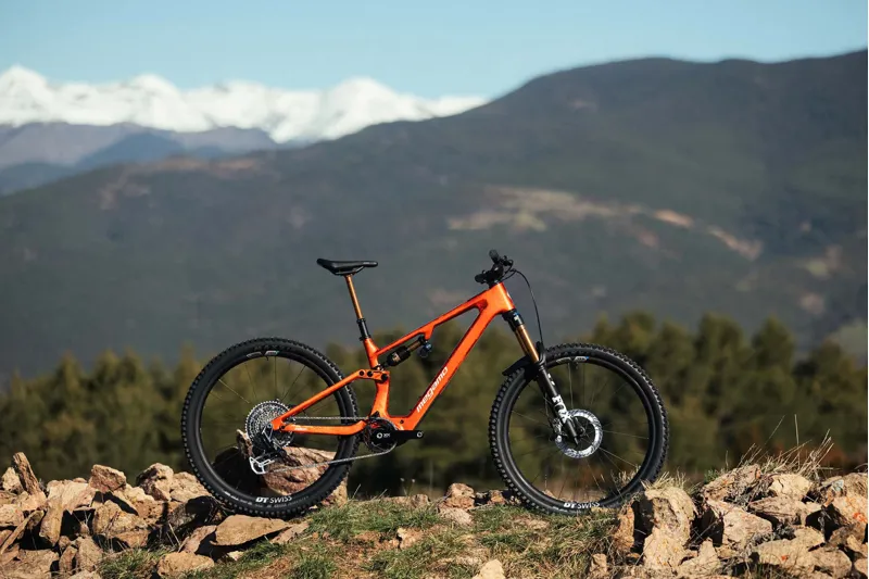 2027 Megamo Reason CRB 03 AXS E-MTB in Amber Orange-4
