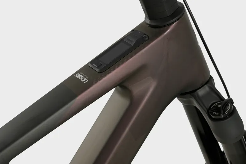 2027 Megamo Reason CRB 03 AXS E-MTB in Garnet UD-1