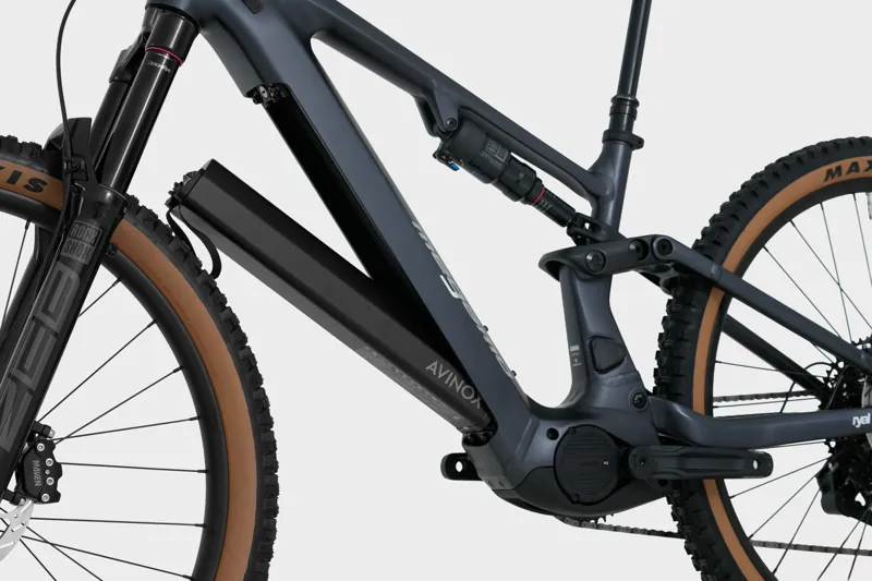 2027 Megamo Ryal 03 AXS E-MTB in Black-2