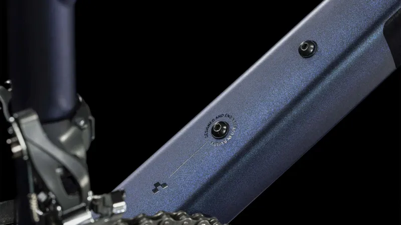 Cube Nulane Flatbar Gravel Bike in Velvet Blue/Black Small-4