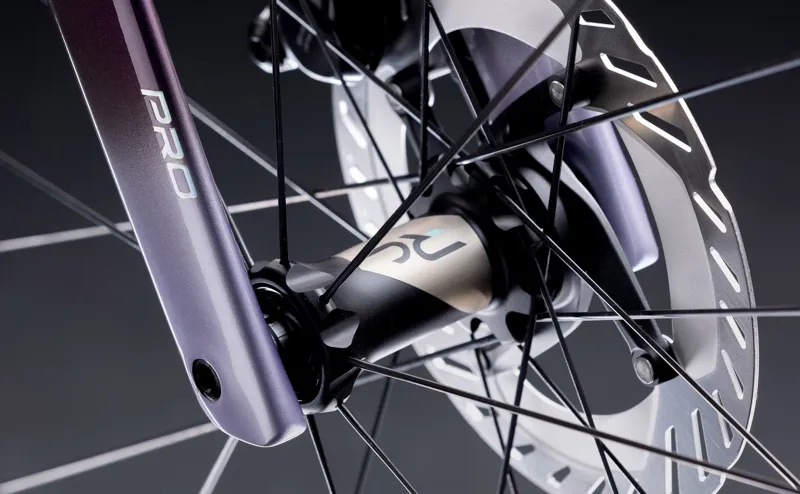 Bianchi Infinito Launch Edition Ultegra All-Rounder Road Bike in Purple Fade-2