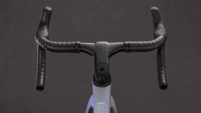 Cube Agree c:62 SLT 2026 Road Bike in GreenFusion/White-6