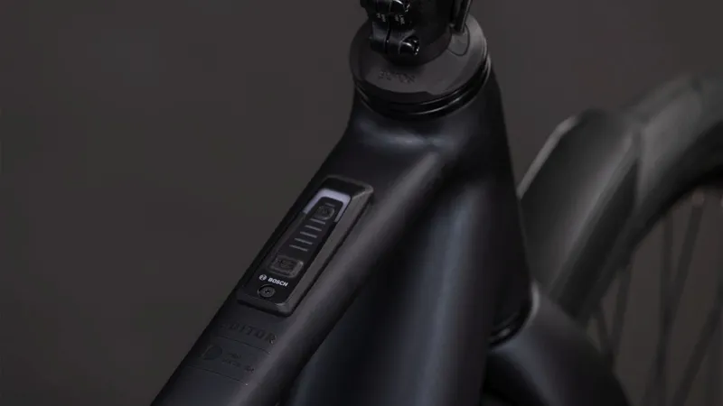 Cube Editor Hybrid Pro 400x FE 2026 E-Bike in Coal/Prism-7