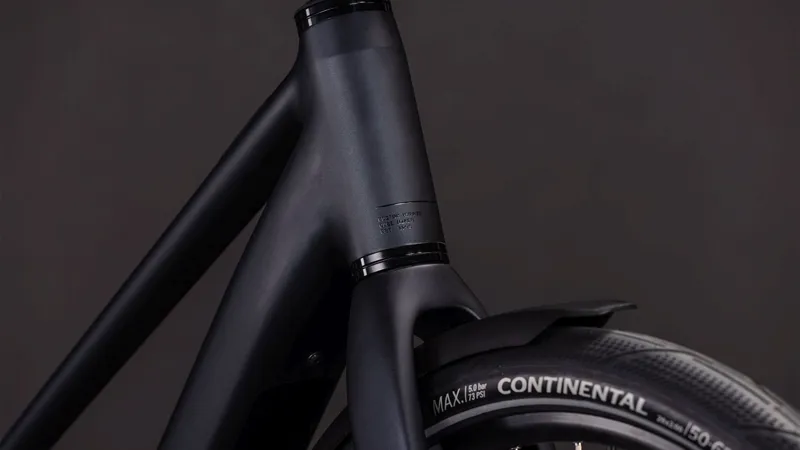 Cube Editor Hybrid Pro 400x FE 2026 Mid Step E-Bike in Coal/Prism-3