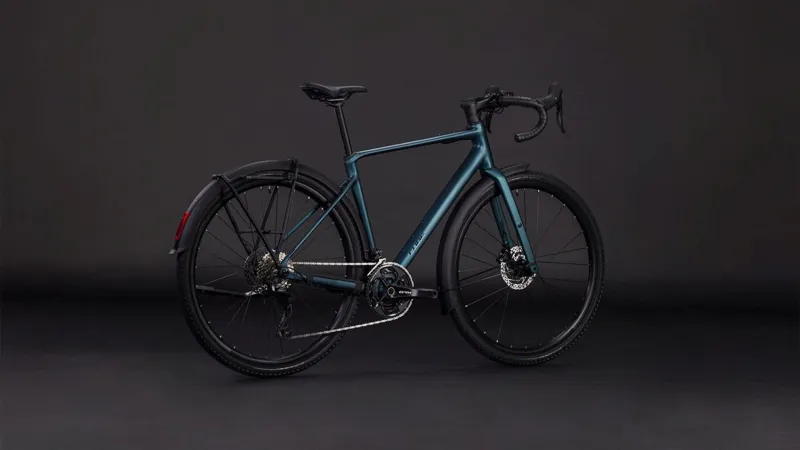 Cube Nuroad Race FE 2026 Gravel Bike in Royal Green/Black-1