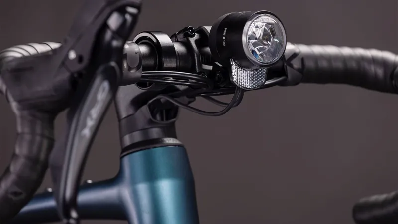 Cube Nuroad Race FE 2026 Gravel Bike in Royal Green/Black-2