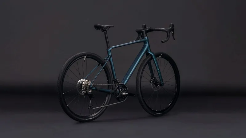 Cube Nuroad Race 2026 Gravel Bike in Royal Green/Black-1