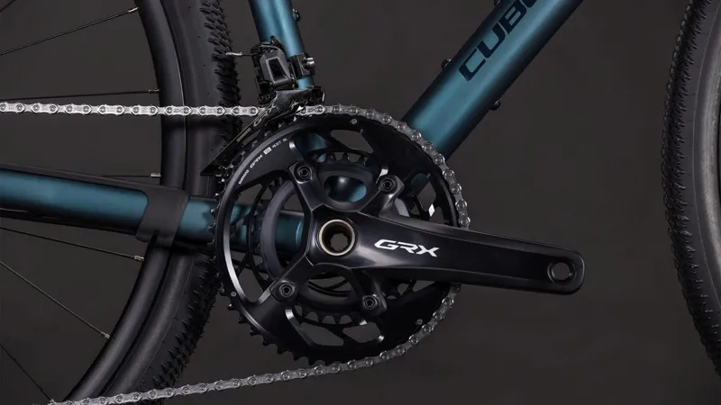 Cube Nuroad Race 2026 Gravel Bike in Royal Green/Black-3