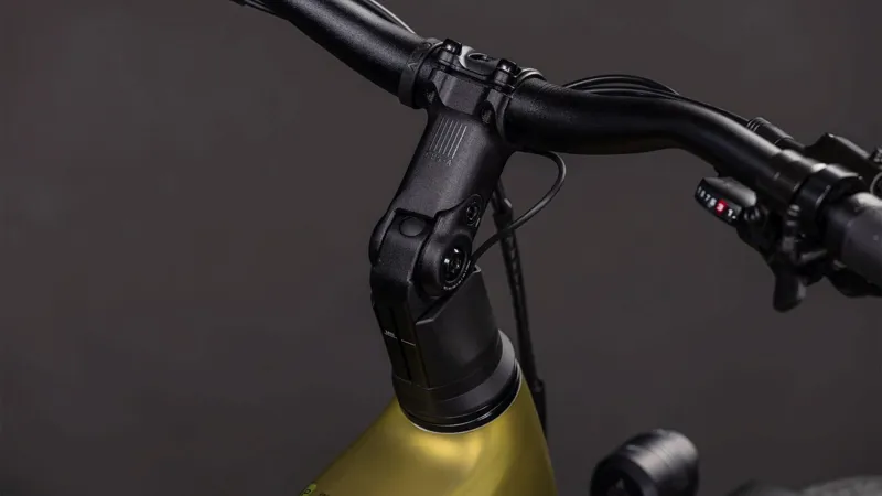 Cube Touring Hybrid Pro 800 2026 E-Hybrid in Golden Lime/Black-7