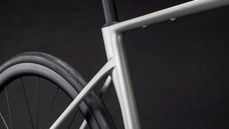 2026 Cube Attain C:62 SLX Carbon Road Bike In Sleek Grey/Prism-3