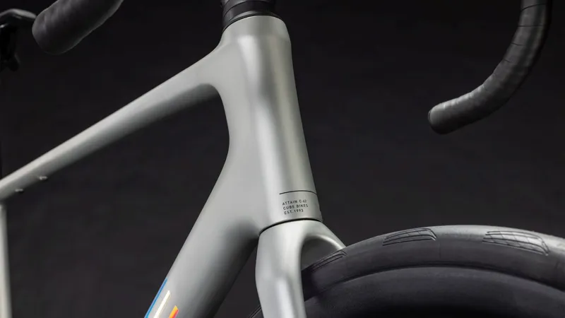 2026 Cube Attain C:62 SLX Carbon Road Bike In Sleek Grey/Prism-2