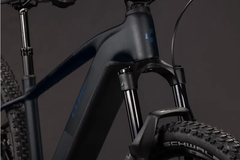 2027 Cube Reaction Hybrid Pro 800 E-Bike in Silverdust/Prism-8