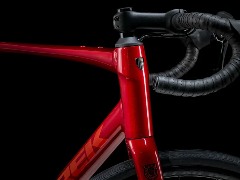 Trek Domane AL 2 Gen 4 Road Bike in Crimson to Carbine-3