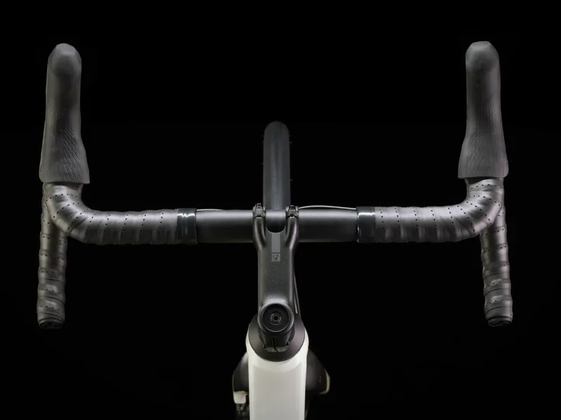 Trek Domane AL 4 Gen 4 Road Bike in Era White-5