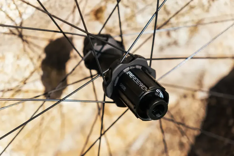 ERE Explorator CCR45 Carbon All-Road and Gravel Wheelset in Black-9