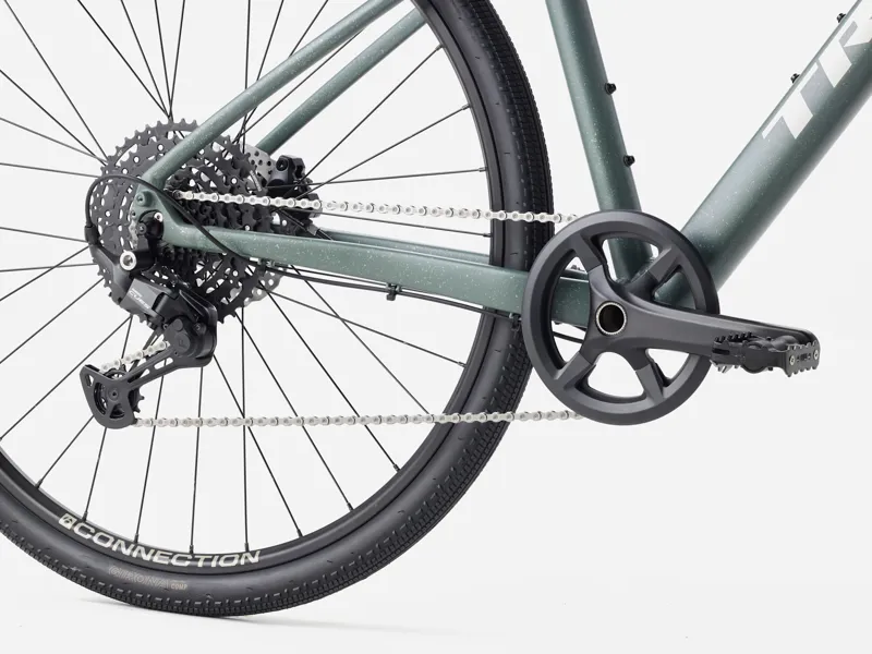 Trek FX 3 Sport Hybrid / City Bike in Keswick Green-4