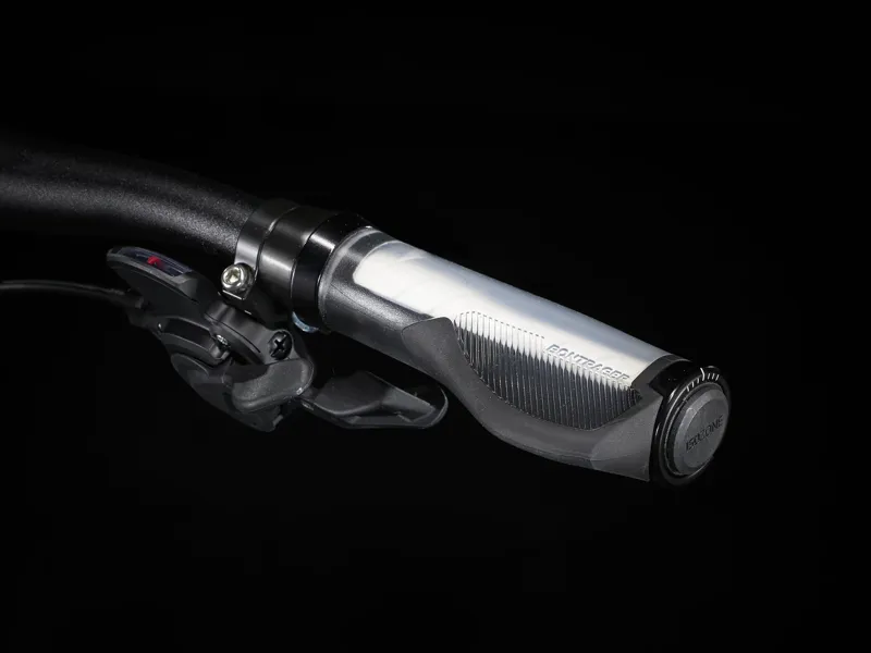 Trek FX Sport 4 Carbon Hybrid Bike LITHIUM GREY-8