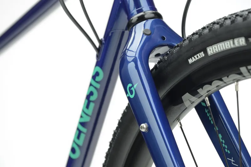 Genesis Croix De Fer 50 Gravel Bike in Bludacris-6