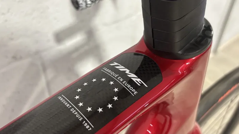 Time ALPE D'HUEZ DISC Custom Build Chroma Red Medium-7