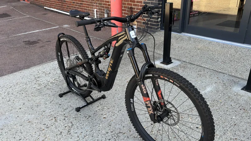 Whyte E-160 RSX 29ER Large V2-1 Gloss Black with Matt Black - Dented and Scratched-1