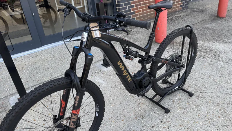 Whyte E-160 RSX 29ER Large V2-1 Gloss Black with Matt Black - Dented and Scratched-5