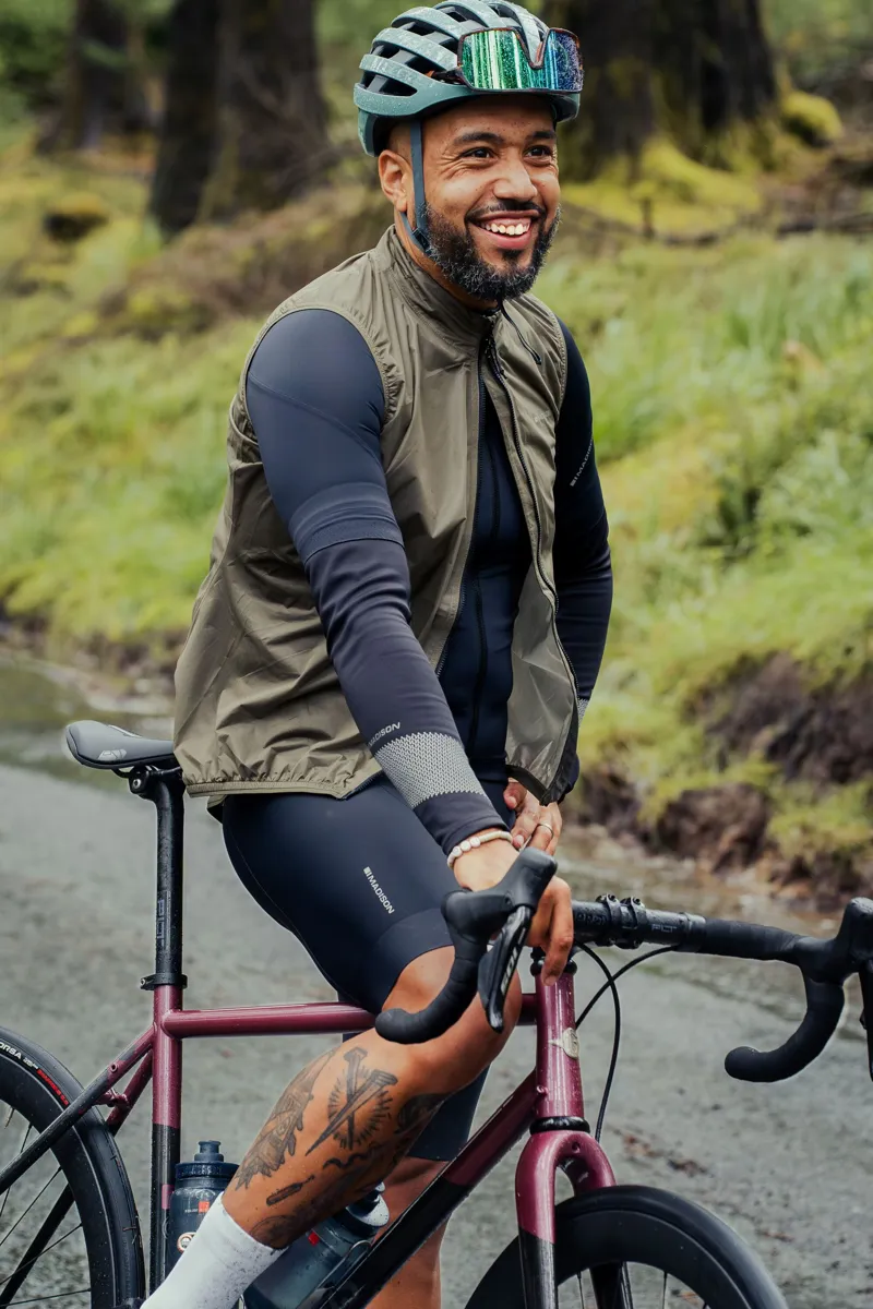 Madison Flux EIT Pad Lycra Bib Short Men's in Black-3