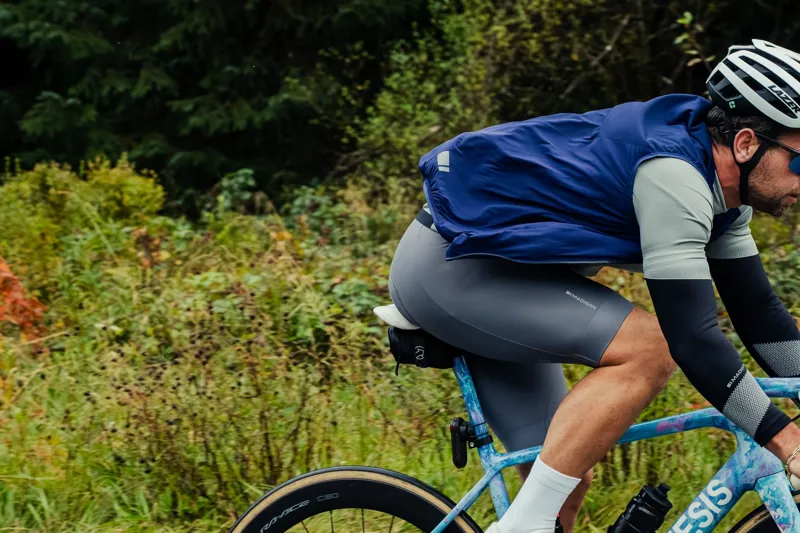 Madison Freewheel Windproof Packable Gilet Men's in Ink Navy-4