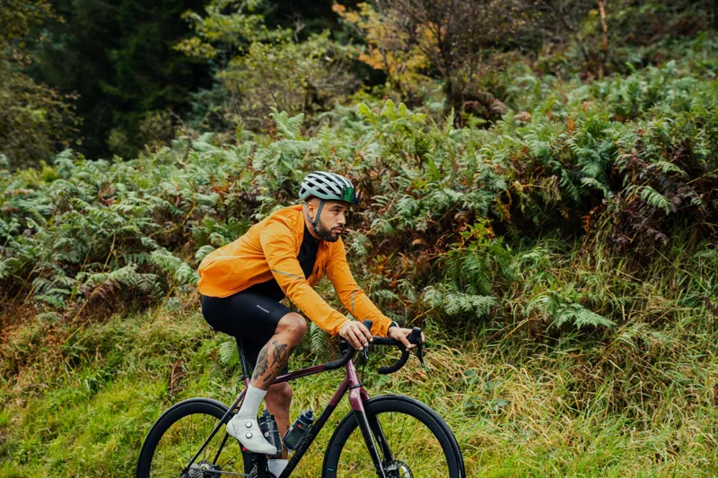 Madison Freewheel Windproof Packable Jacket Men's in Mango Orange-2