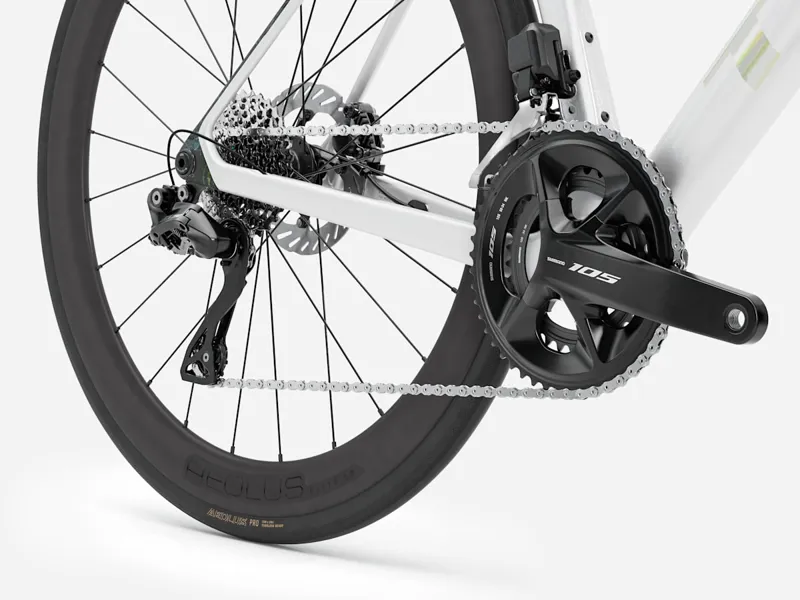 Trek Madone SL 6 Gen 8 Road Bike in Gloss Crystal White/Matte Deep Smoke-5