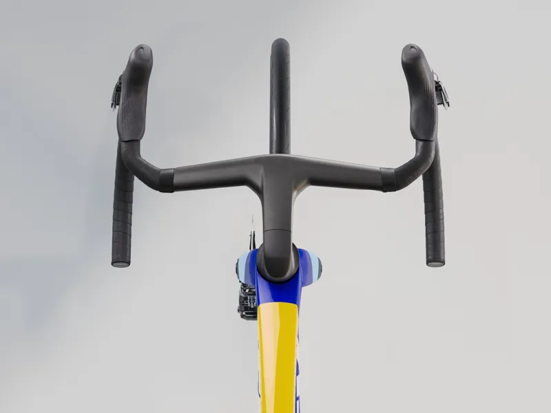 Trek Madone SLR 7 Gen 8 Road Race Bike In Navy Smoke-2